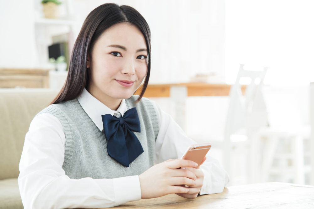 【2019年版】ドコモの学割っていくら安くなる？更にお得になる情報も解説