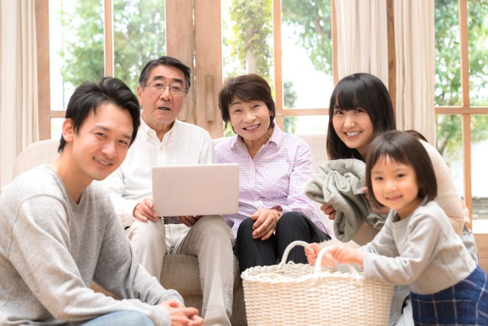 ドコモ光の割引は全部知ってる？離れて暮らす家族も対象のドコモ光複数割をご紹介