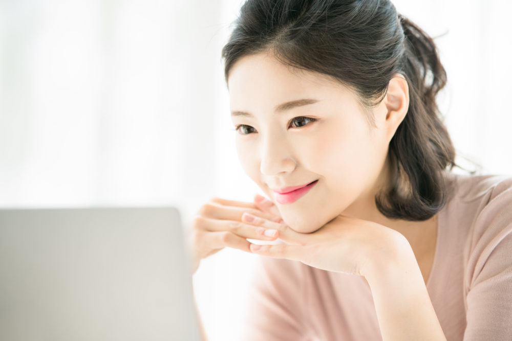 【一人暮らしのインターネットを解説！】オススメの方法と料金の目安は？